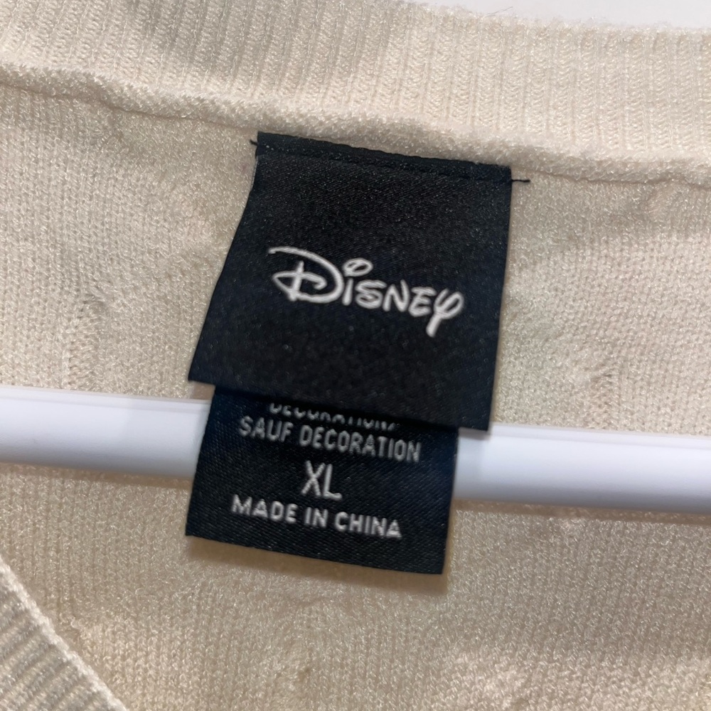 Disney Minnie Mouse Bow Heart Women's Cable Knit Cardigan - BoxLunch Exclusive - Picture 3 of 4